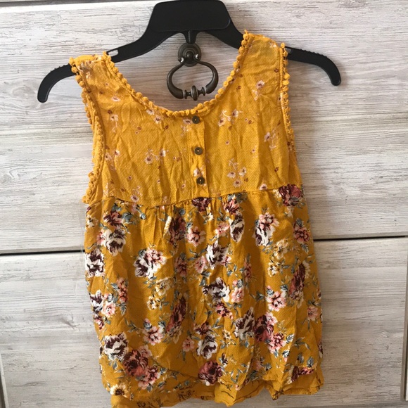 Top - Picture 3 of 3